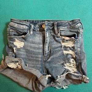 American eagle next level stretch size 6 jean shorts